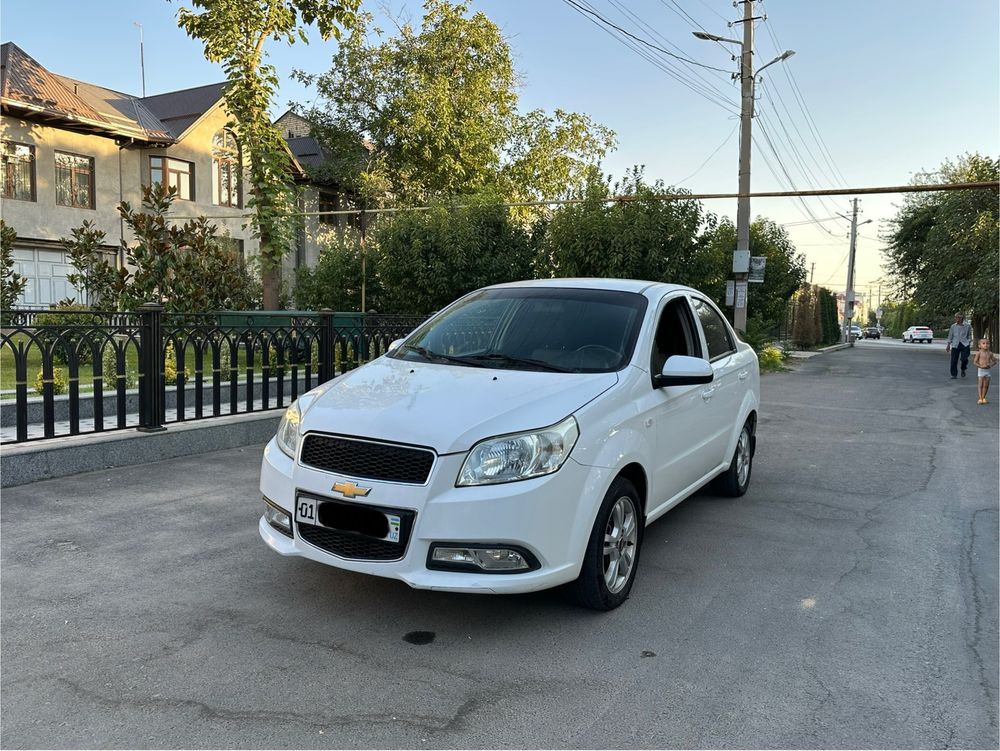 Nexia 3 2018 4-pozitsiya Full Avtomat karobka srochna sotiladi