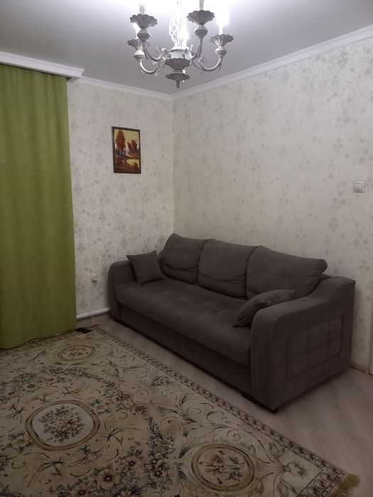 Продам срочно  диван