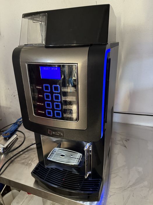 Necta Korinto Prime aparat cafea 1 macinator,2 instant