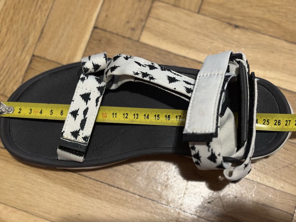 Нови Сандали North Face unisex, 42