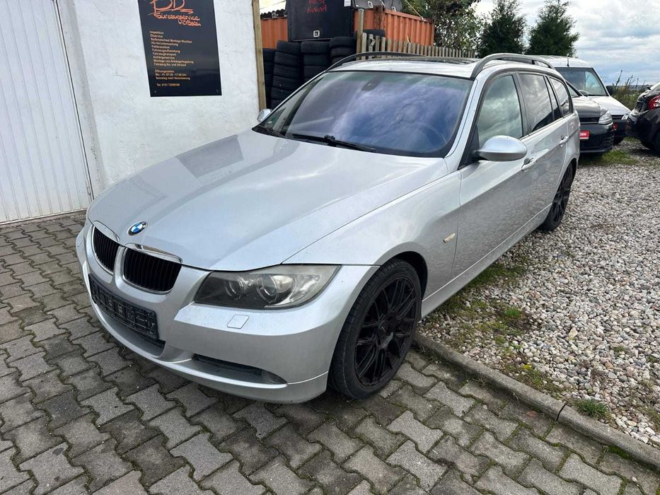BMW serie 3, model 320i din 2006, Combi, stare buna!
