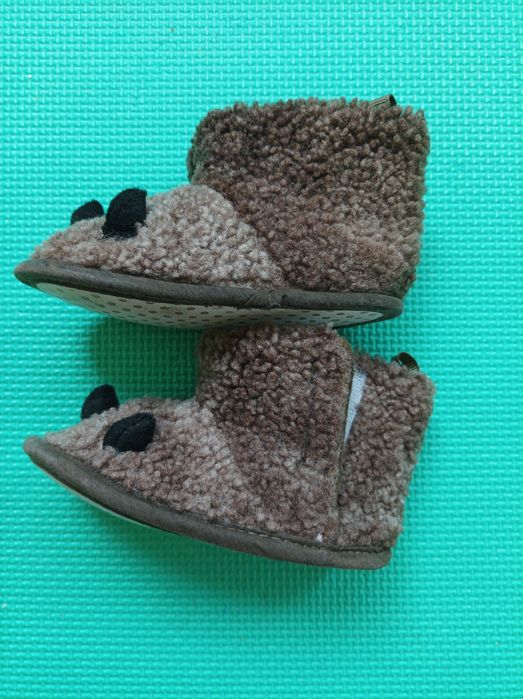 Бебешки пантофки LC Wikiki