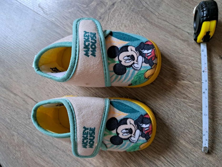 Детски боти/апрески 22 номер подарък пантофка чорап