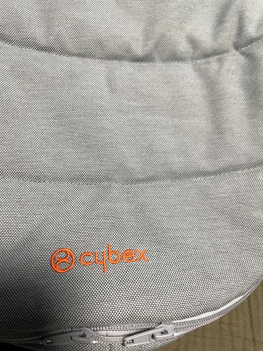 Cybex Balios S 2 в 1, черно шаси