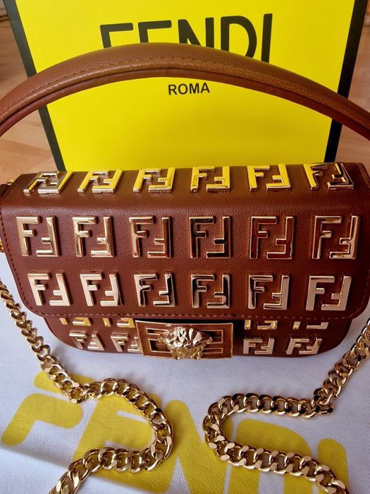 Geanta damă super model, piele naturala, Italia, saculet, etichetă