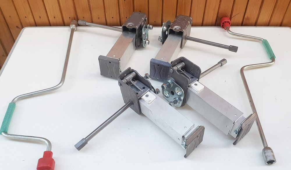 Cricuri de stabilizare AL-KO ClickFix, 320-440 mm, noi, din aluminiu