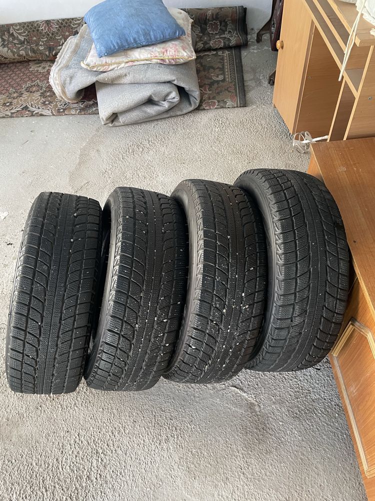 Продам зимние шины