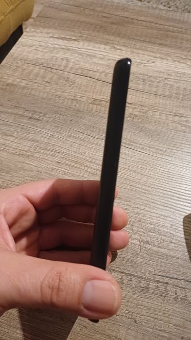 Vand telefon nou TCL 501