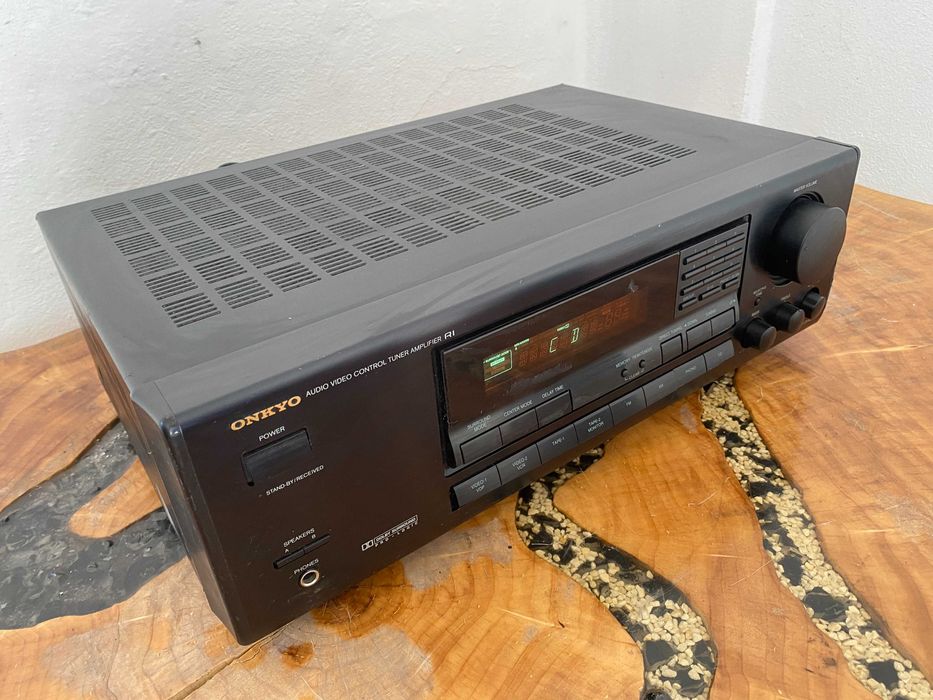 statie / amplificator onkyo tx sv424