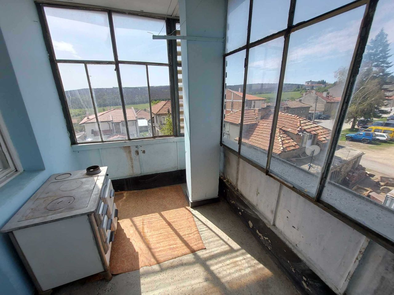 Продава се Двустаен апартамент в Омуртаг - 51 кв.м за 680 €/кв.м - Снимка #3