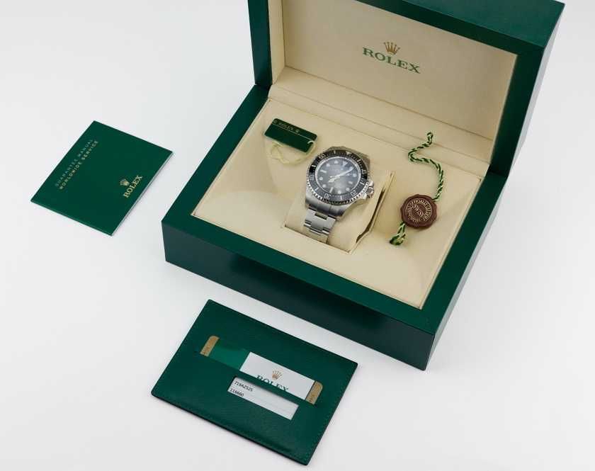 Rolex DEEPSEA Sea-Dweller 116660 "James Cameron" - NOS