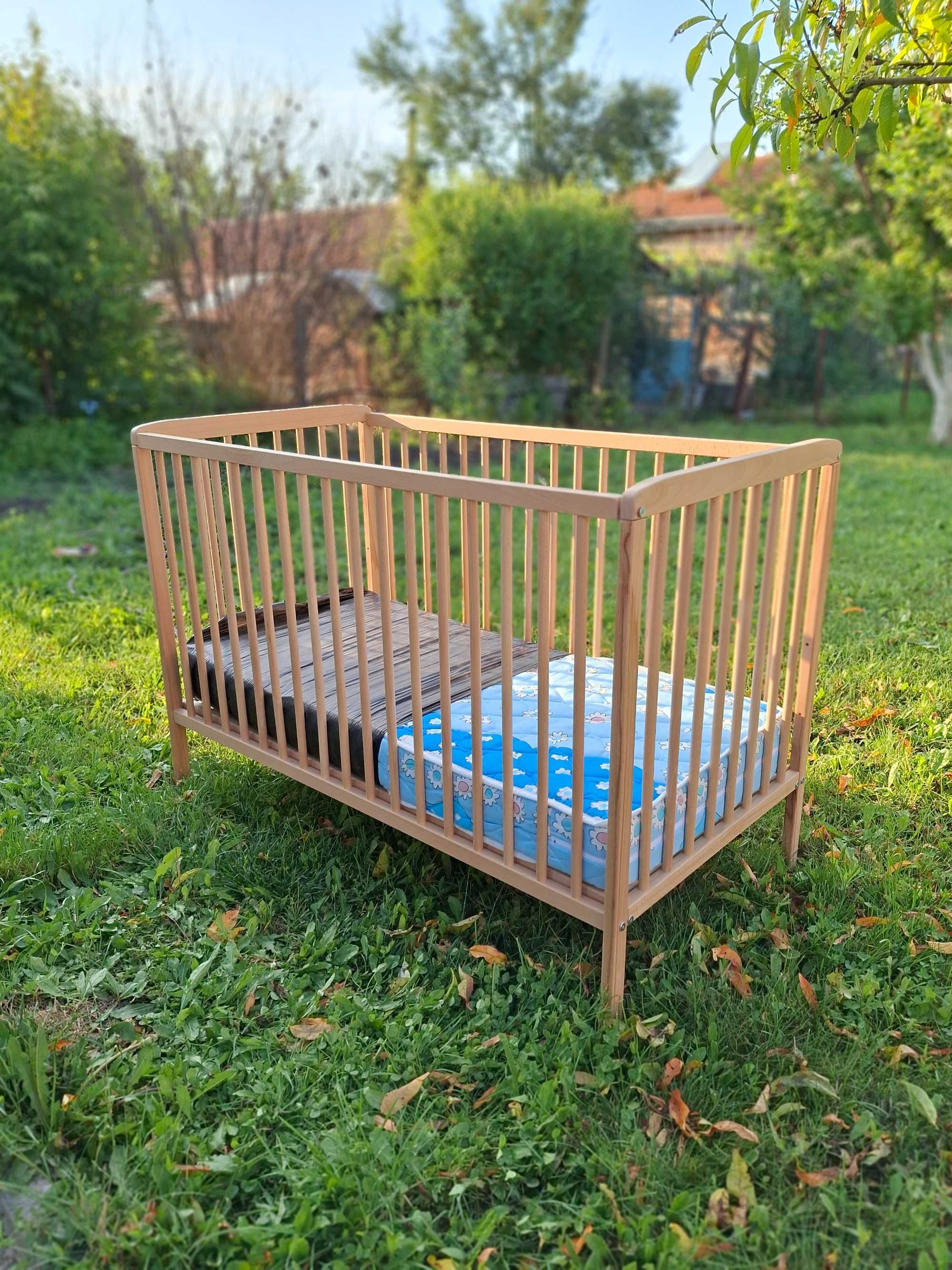 Продава детска кошара