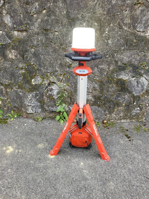 Lanterna cu trepied Hilti  SL 10-22 Nuron