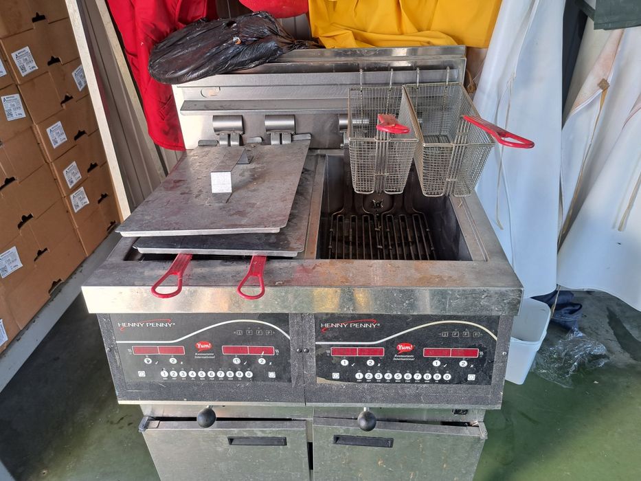 Отворен фритюрник Henny Penny EEE-142, електрически 3 фазен.