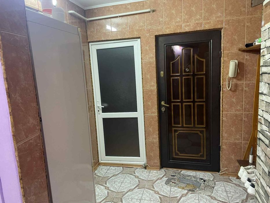 Închiriez apartament 2 camere,micro 17