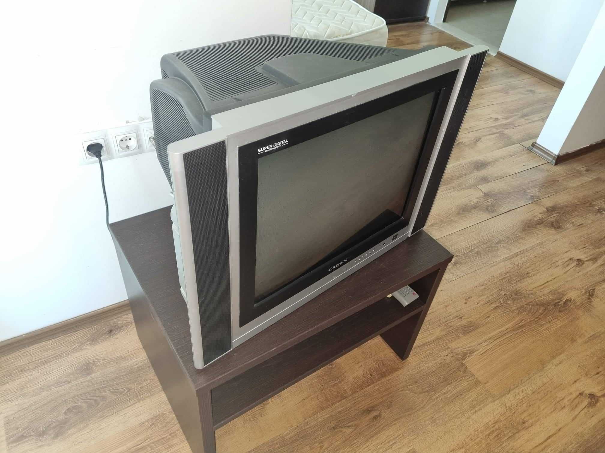 Телевизор Краун /Crown/ стар модел