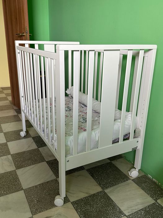 Patut Bebe Cosleeper Lemn Fag Mini Charly Gri cu Saltea si Set de Pat