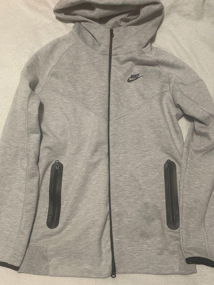 Bluză  de  trening Nike  Tech