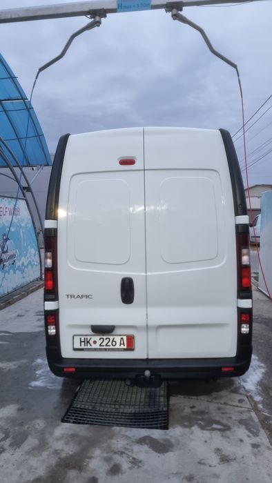 Vind renault trafic2LH2