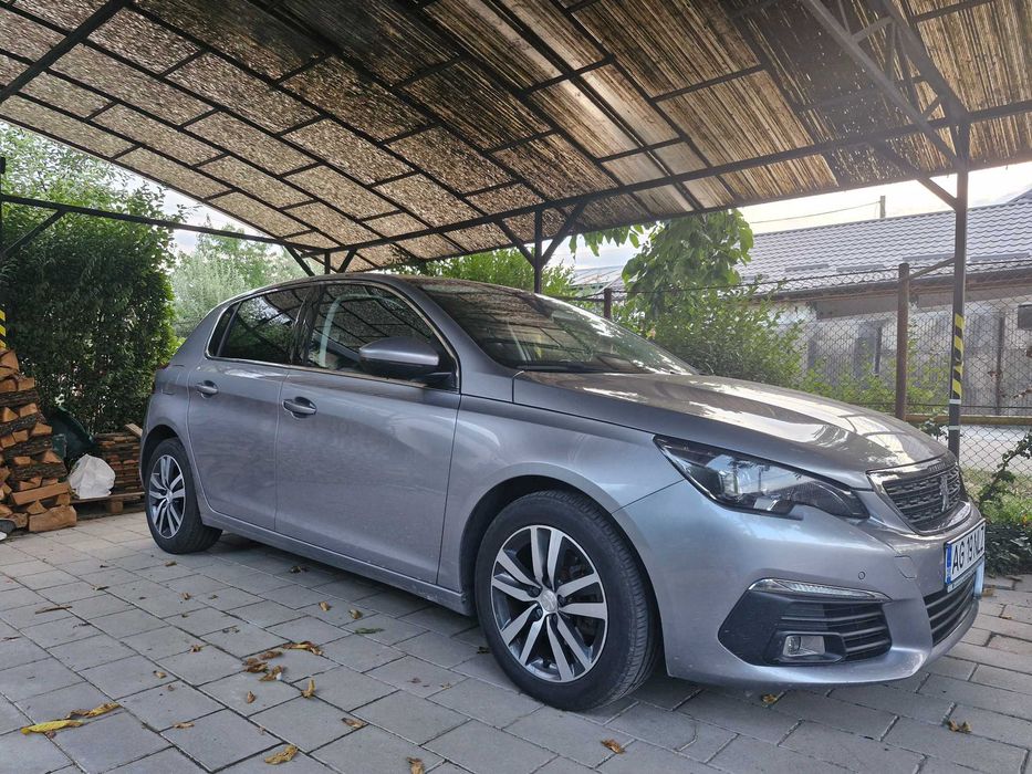 Vand Peugeot 308 diesel an 2020 hatch automata Allure