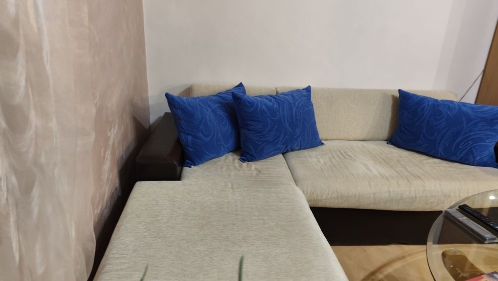 Ъглов диван запазен