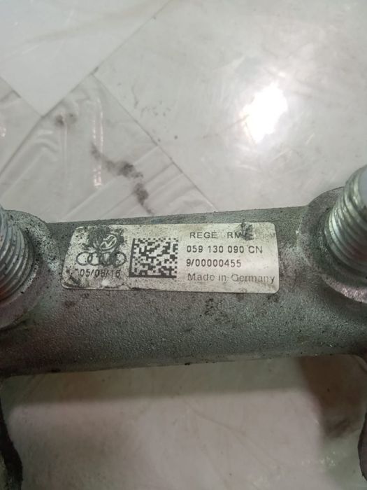 Rampa injectoare 3.0 tdi ctdb 059130090cn Porsche Cayenne 958 (faceli