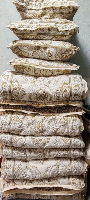 Янги курпача 4 метрлик, 4та ёстик янги ишлатилмаган