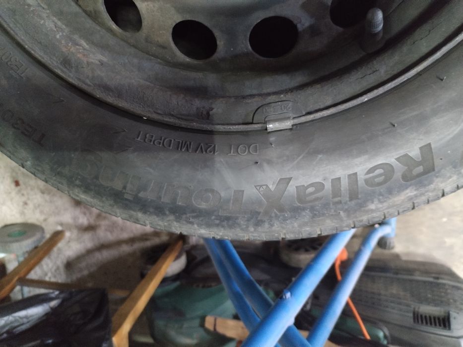 Vand 4 jante otel cu anvelope de vara