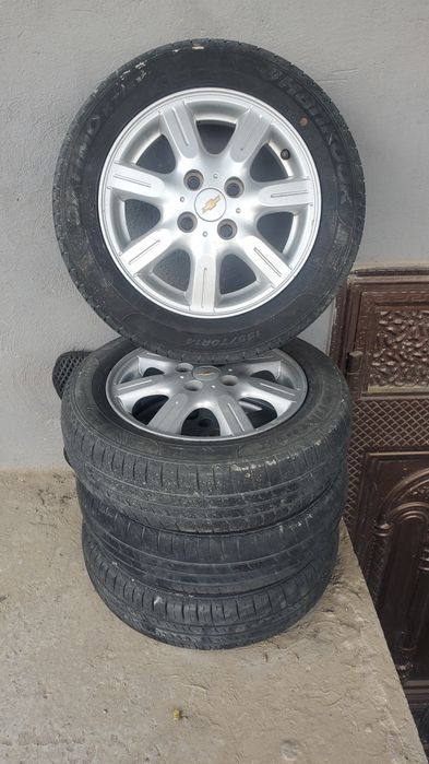 Spark 14 diska zavod 155/70/14 balonii bilan birga xolati zór 2mln kel