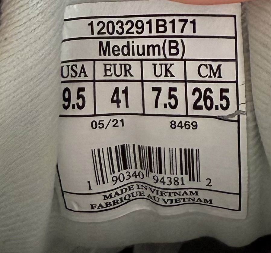 Brooks Adrenaline  (41) , 26.5см. Маратонки за Бягане