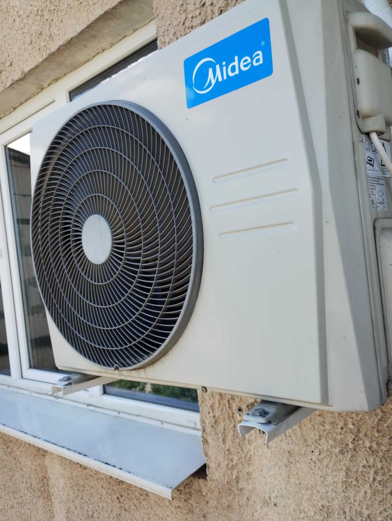 Климатик Midea 12000BTU