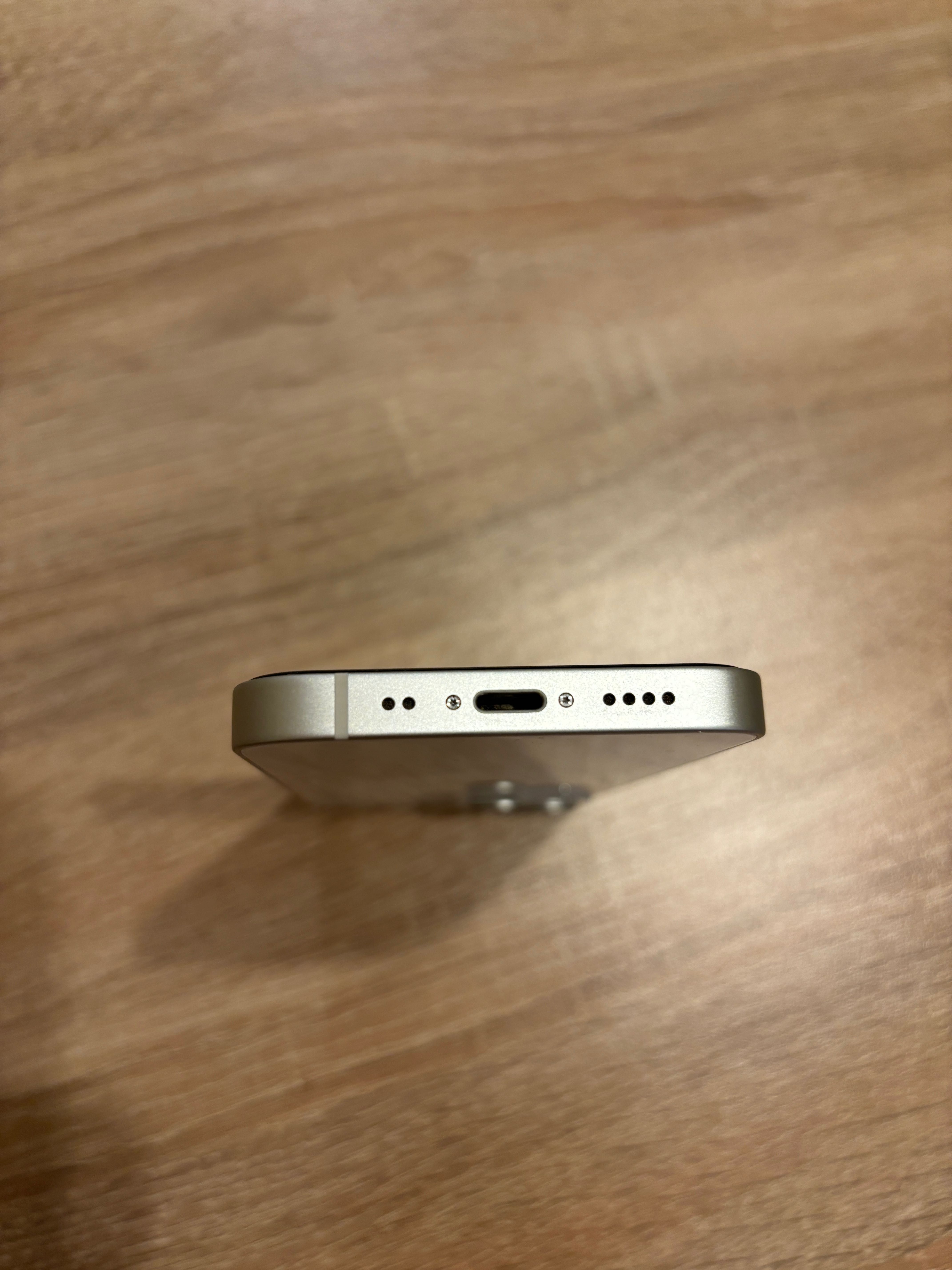 Apple iPhone 13 Mini Смартфон 128GB памет Бял Starlight (Отключен)