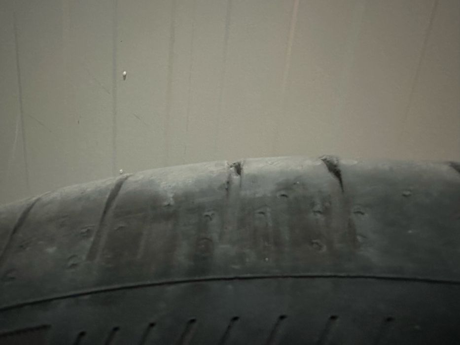 Goodyear- 215/60/16 - 4 броя за 0лв.