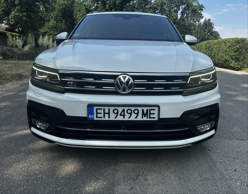 VW Tiguan R-Line / Dynaudio / 4Motion / Panorama / Distronic