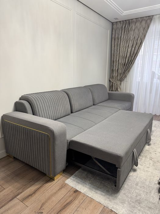 Продам почти новый диван расдвижной