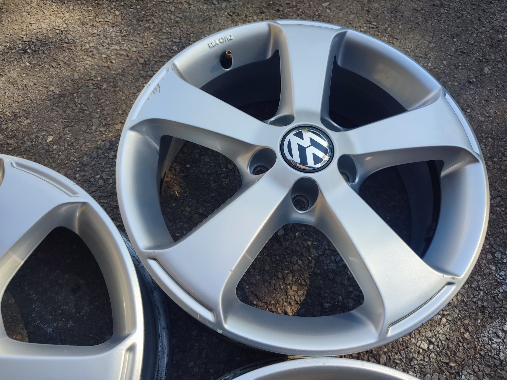 17" оригинални алуминиеви джанти за Vw Passat,Golf,Caddy/Skoda.