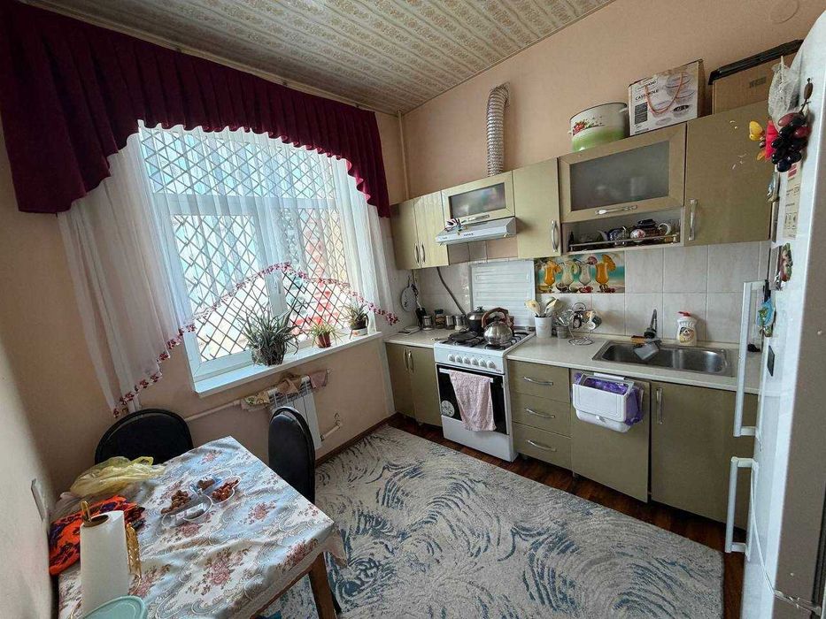 Продаётся 2х комн квартира на 3 этаже Ор-р Трикотаж