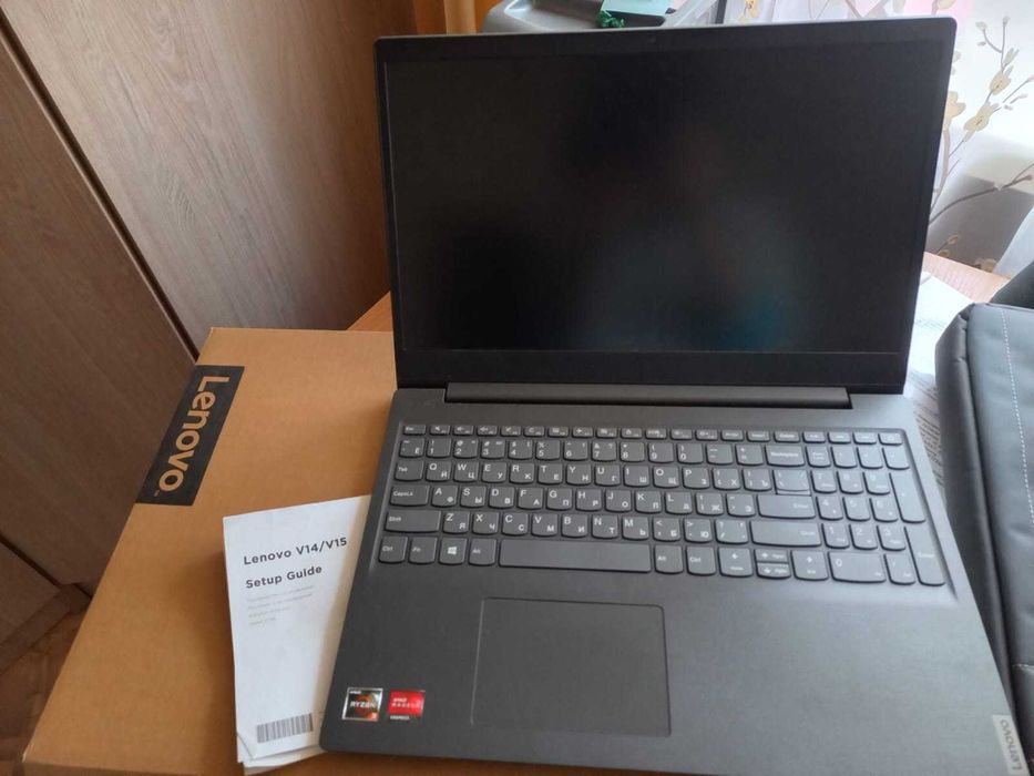 Ноутбук Lenovo V15