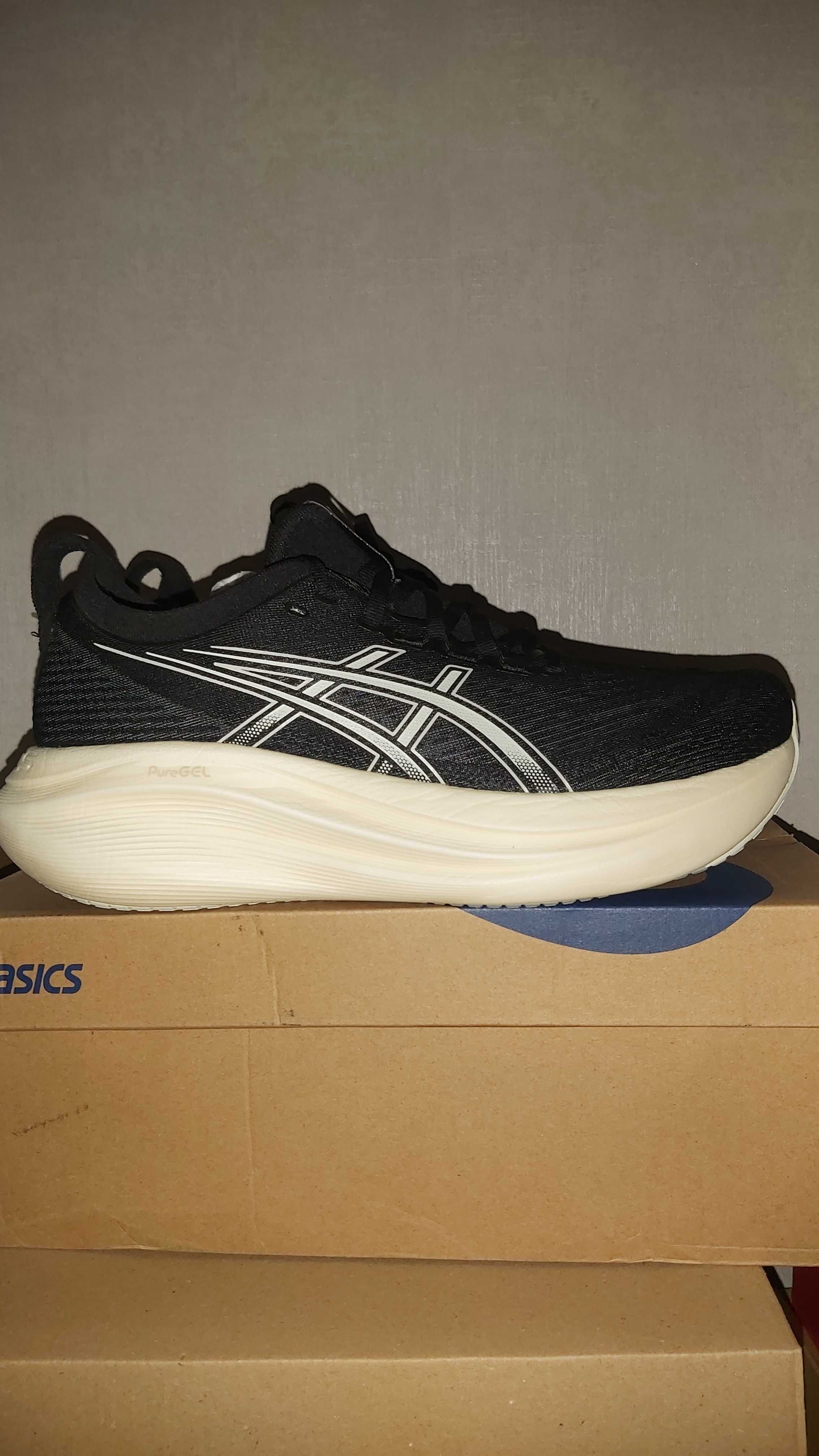 Asics Gel-Nimbus 27 - Номер 43 1/2