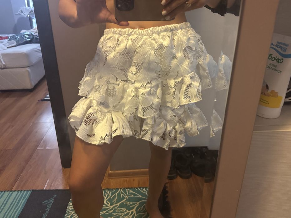 Дантелена бяла пола Helena