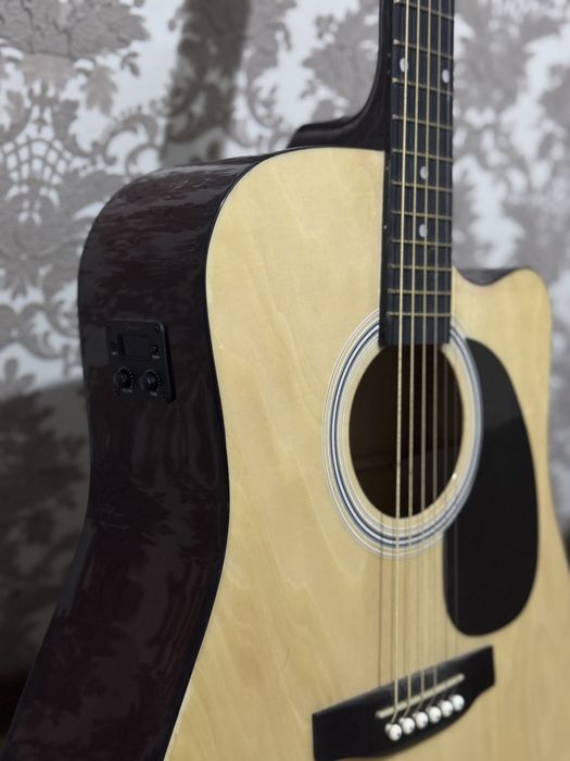 полу акустическая гитара на прокат