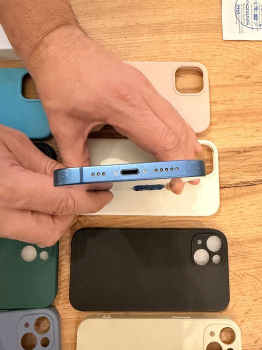 IPhone 13 128gb Много запазаен