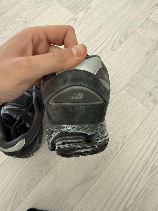 New Balance 2002R