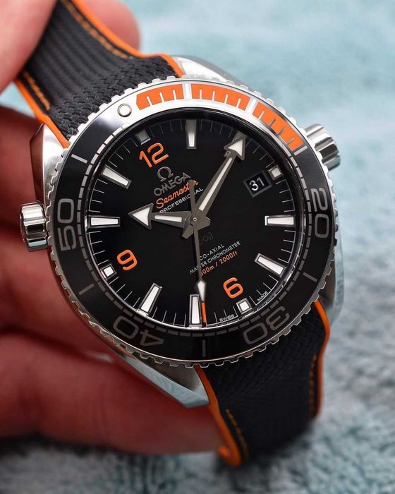 omega seamaster planetocean черно/оранжево