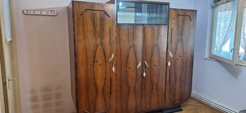 Set mobilier vitange sufragerie și dormitor