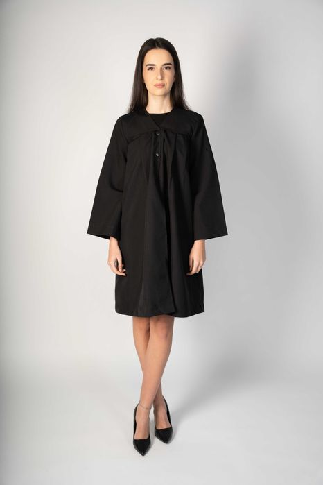 Roba de absolvire, Marime M, Sfarsit de An/Liceu/Facultate/Ceremonie