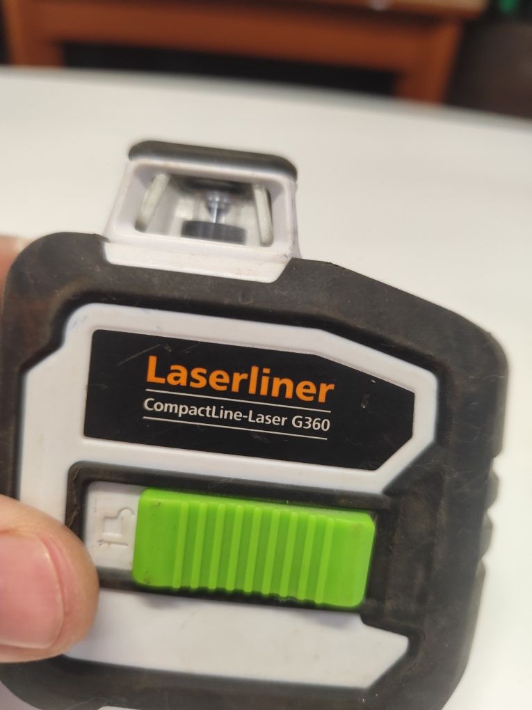 360° лазерен нивелир Laserliner CompactLine-Laser G360