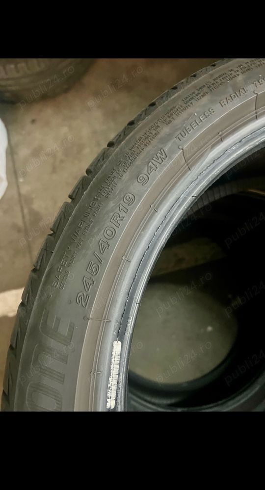 Anvelope Bridgestone 245/40 R19