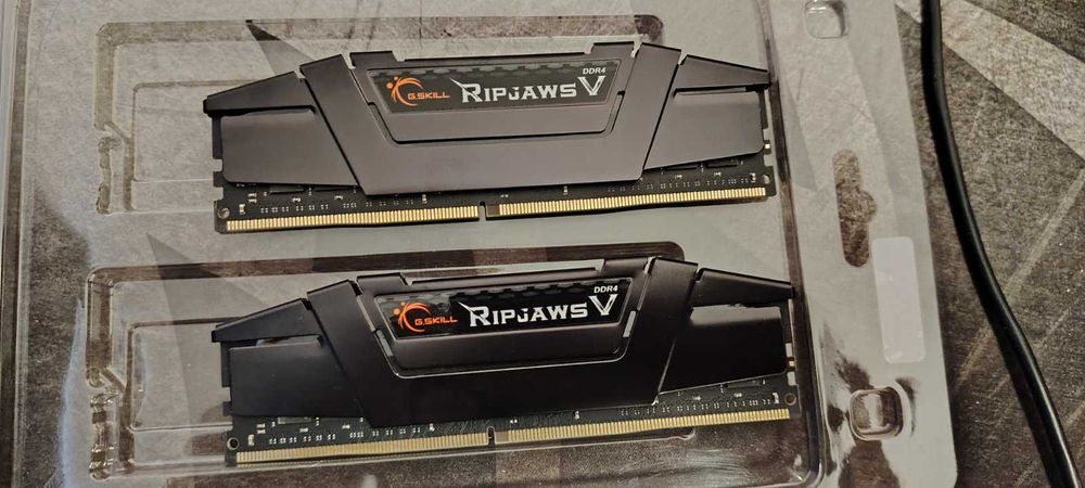Рам памет G.Skill Ripjaws V 2x16GB 32GB DDR4 3200MHz CL16