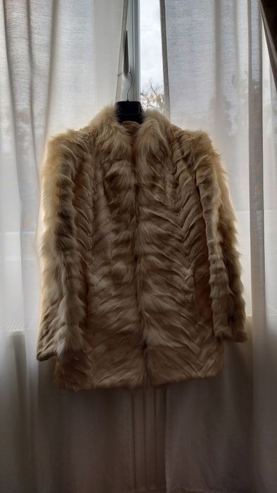 Vând haină blană naturală